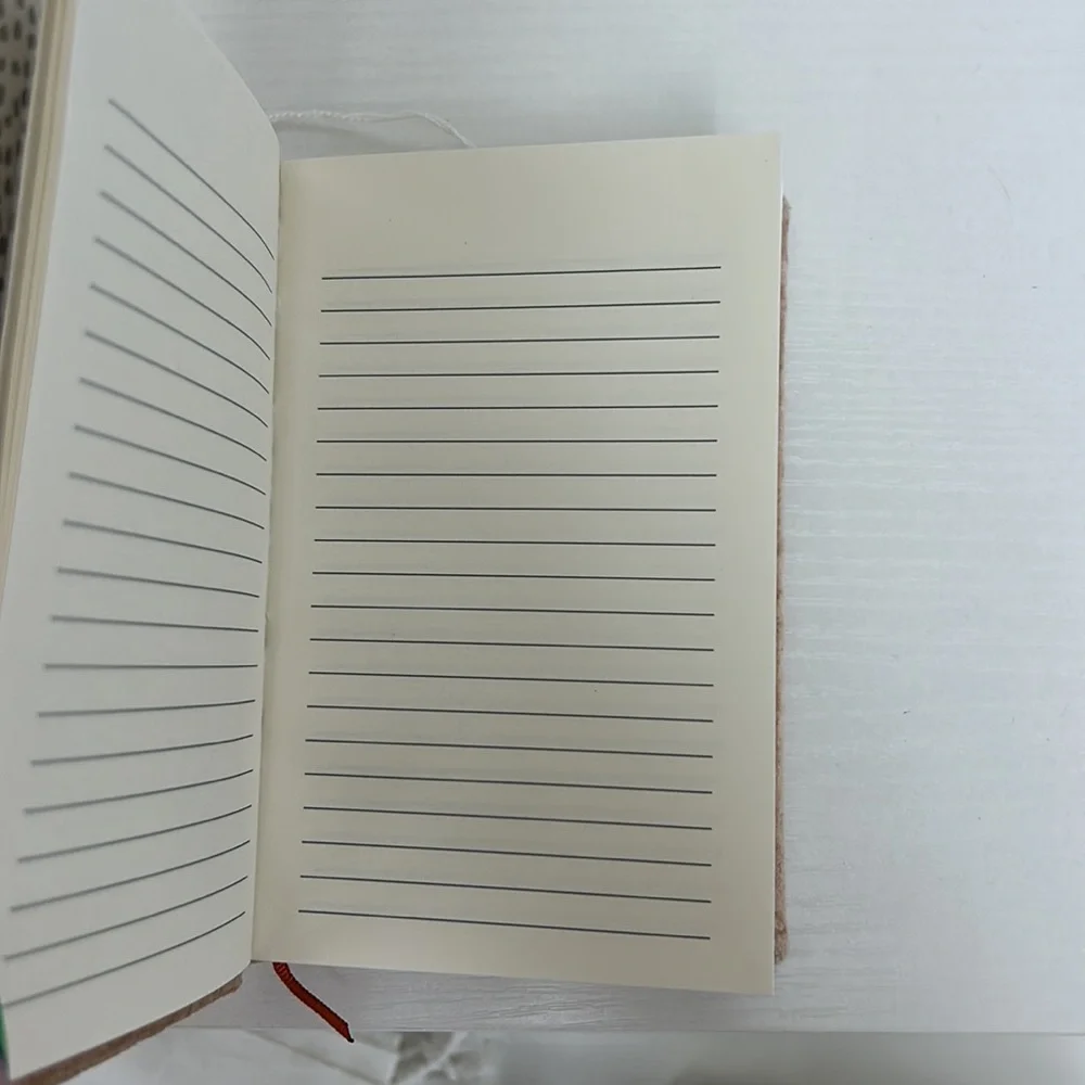 Notebook/planner - Picture 2 of 2